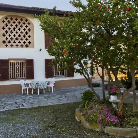 Barbera 1 Apartment